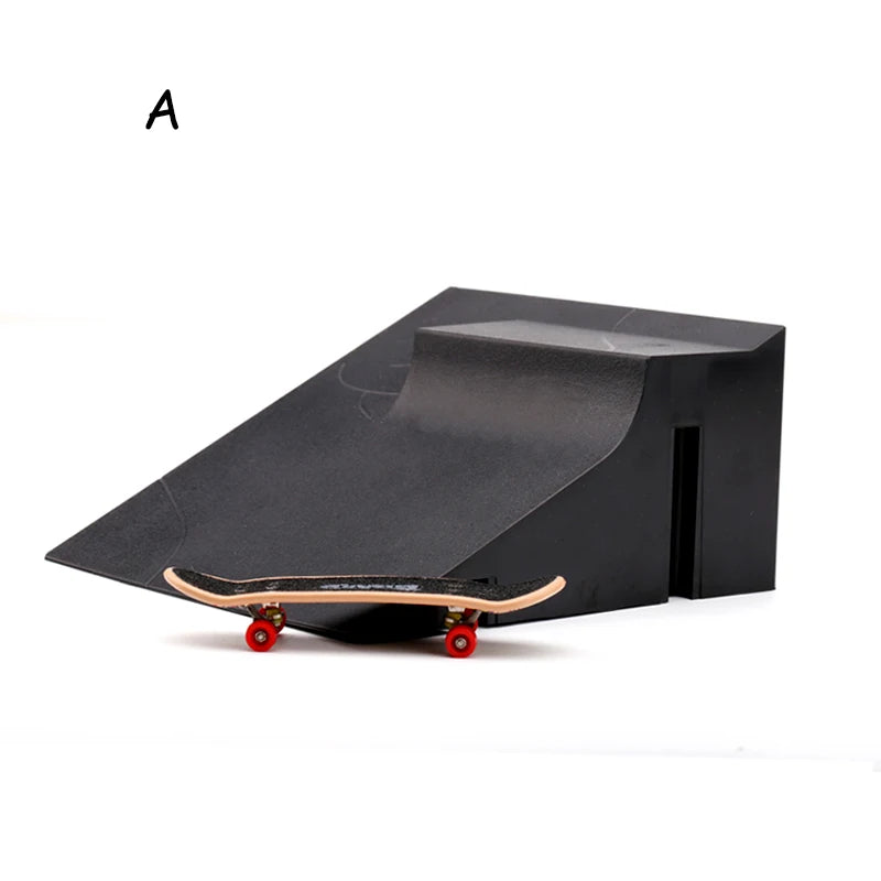 Finger Skateboard Skatepark Mini Ramp Skateboarding with Metal Wheels Finger Teck Toys for Finger Sport Game