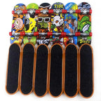 1/3/5pcs Mini Professional Skate Board Toys Cool Finger Sports Plastic Skateboards Creative Fingertip Toys for Parrots and Kids