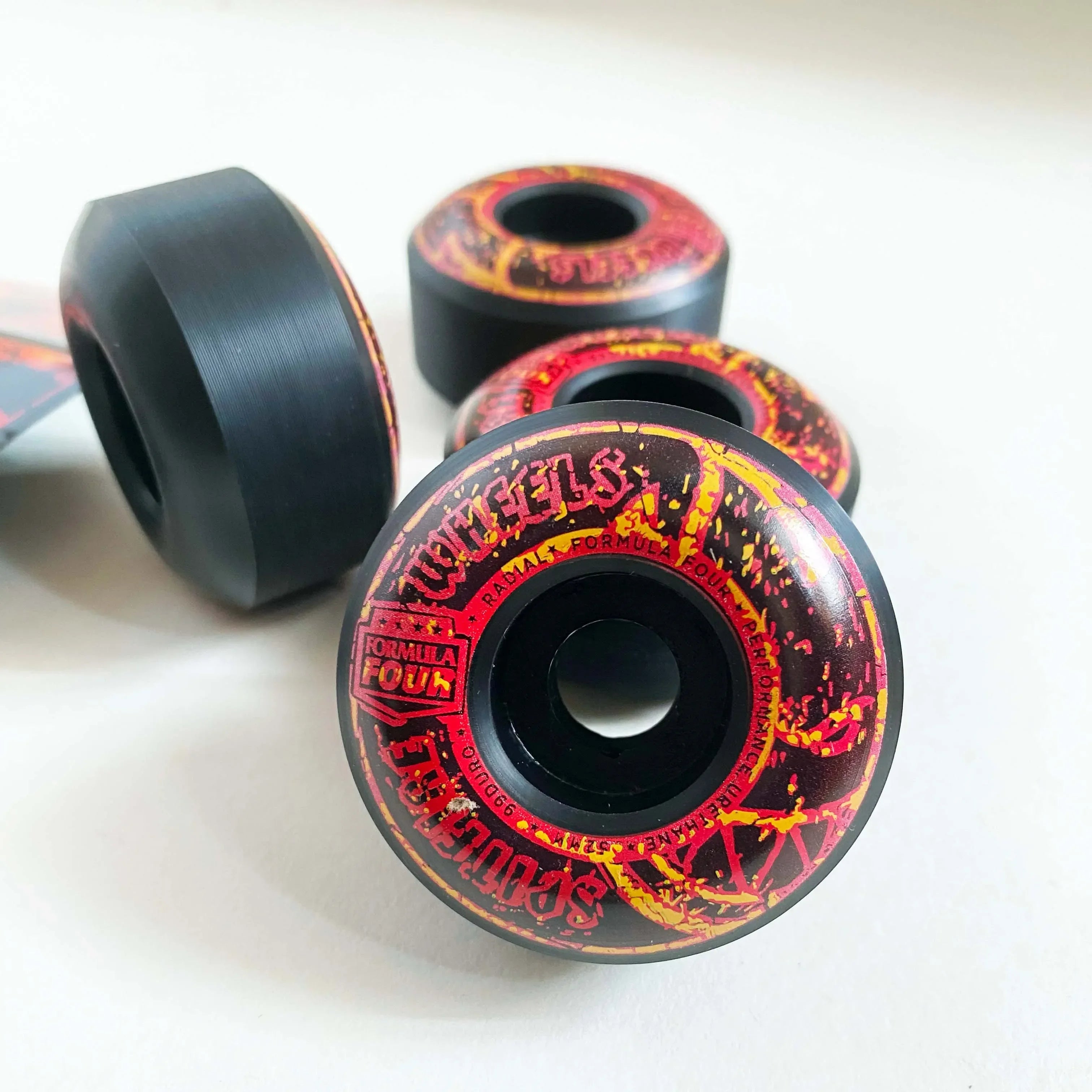 Spitfire wheels imported genuine Spitfire 52mm 101duro 53mm 54mm 56mm 99duro 80HD skateboard wheel for skateboard