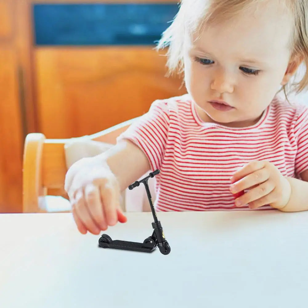 Professional Finger Skateboard Kit Mini Foldable Scooter Toy for Kids & Adults Stunt Tricks Training Set Cool Birthday Gift